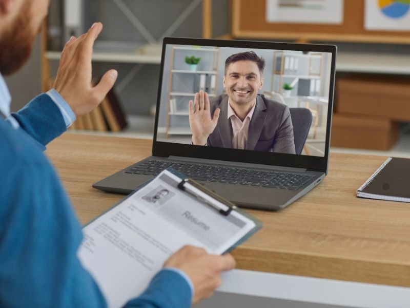 Cuidados antes de contratar cursos lojas ou prestadores pela internet